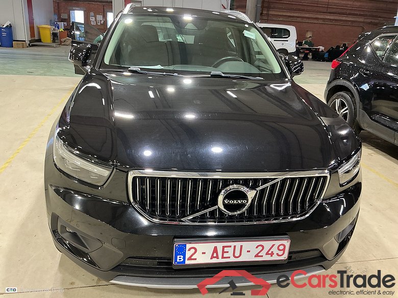 VOLVO XC40 1.5 T4 PHEV INSCRIPTION EXPR. DCT #2