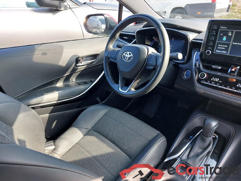 TOYOTA Corolla / 2019 / 5P / familiar 2.0 180H STYLE E-CVT TOURING SPORT #3