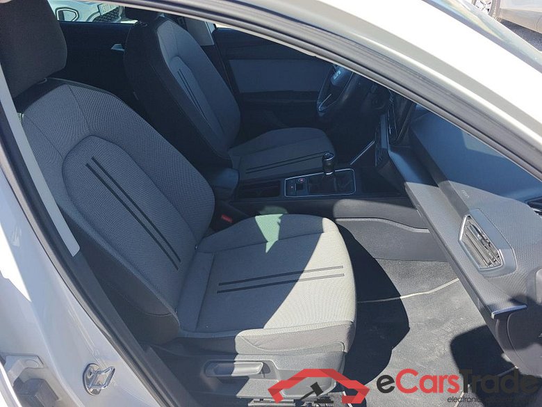 SEAT Nuevo León / 2020 / 5P / berlina con portón 2.0 TDI 85kW S&S Style Go(SP) #6