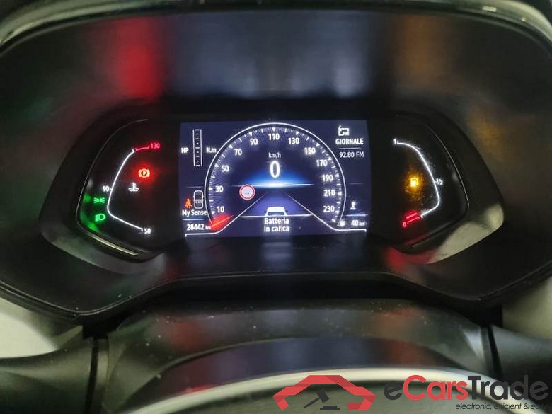 RENAULT CLIO / 2019 / 5P / BERLINA 1.0 TCE 66KW TECHNO #4