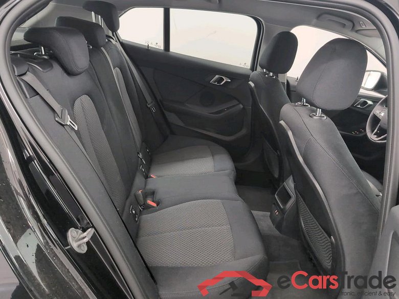 BMW 1 SERIES HATCH 1.5 118I (100KW) #6