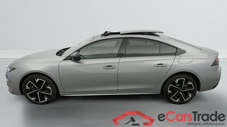 Peugeot 508 Hybrid 225 e-EAT8 Allure #4