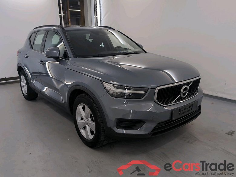 VOLVO XC40 1.5 T2 Momentum Core Geartronic #2