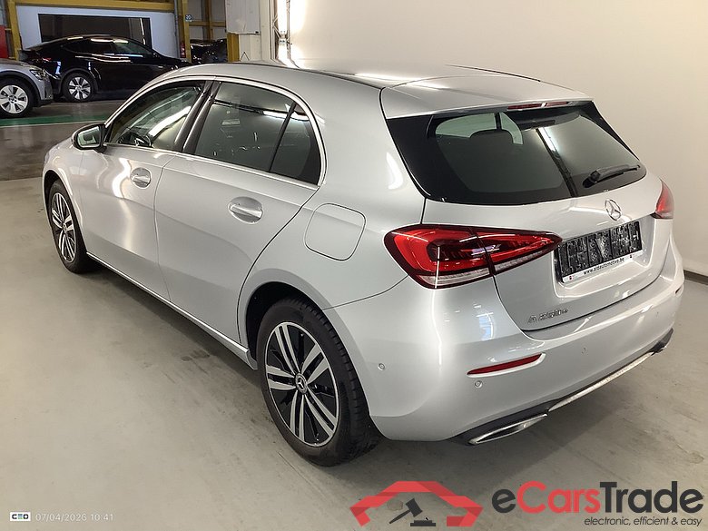 MERCEDES-BENZ A-CLASS 1.3 A 250 E LUXURY LINE DCT #3