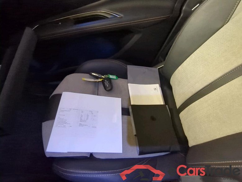 3008 Hybrid 225 GT 1.6 Plug-In 165KW AT8 E6d #3