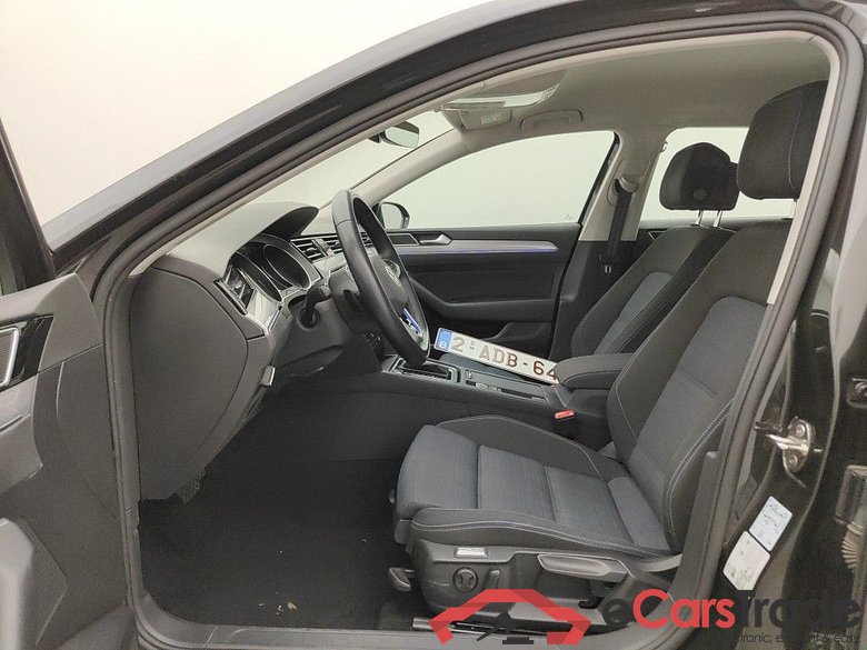 Volkswagen Passat Variant 1.4 TSI DSG6 GTE Business 5d #3