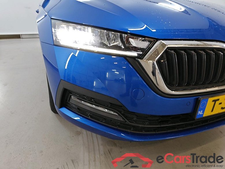 SKODA Octavia Combi 81 kW #4