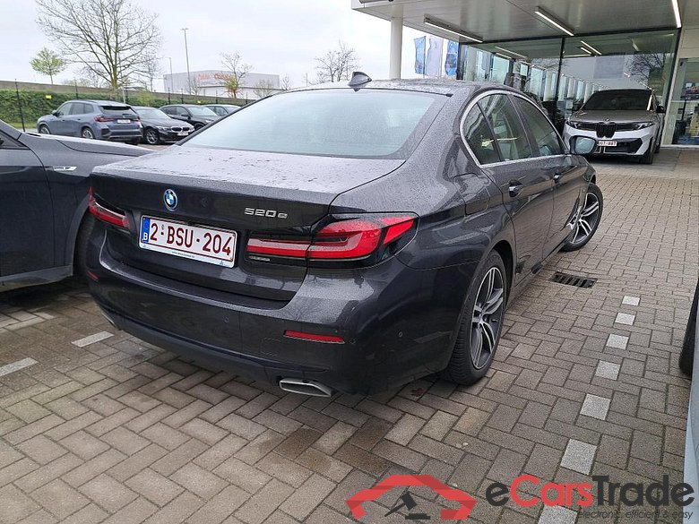 BMW 520e Plug-In Hybrid Aut. LED-Xenon LC-Pro Navi-Pro Leather KeylessGo Camera Klima PDC ... #2