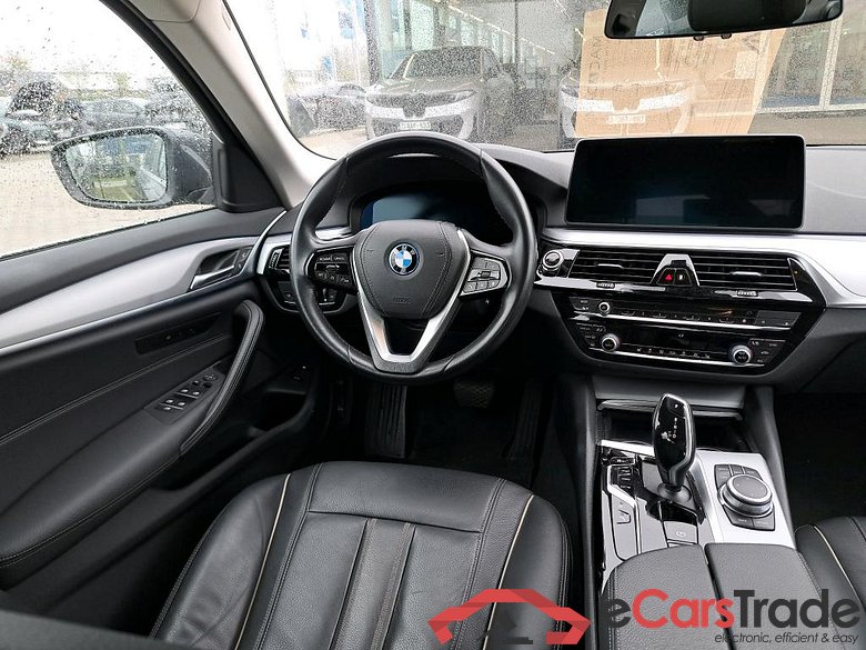 BMW 520e Plug-In Hybrid Aut. LED-Xenon LC-Pro Navi-Pro Leather KeylessGo Camera Klima PDC ... #3