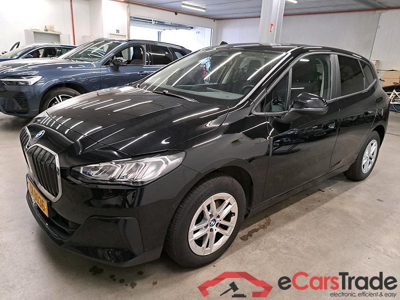 BMW 218d Active Tourer Aut. LED LC-Pro Navi Sport-Seats KeylessGo Klima PDC ... #1