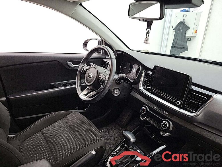 KIA STONIC 1.0 T MORE 7DCT #3