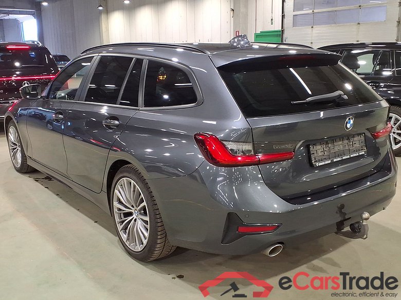 BMW 3 SERIES TOURING 2.0 318DA (110KW) TOURING #2