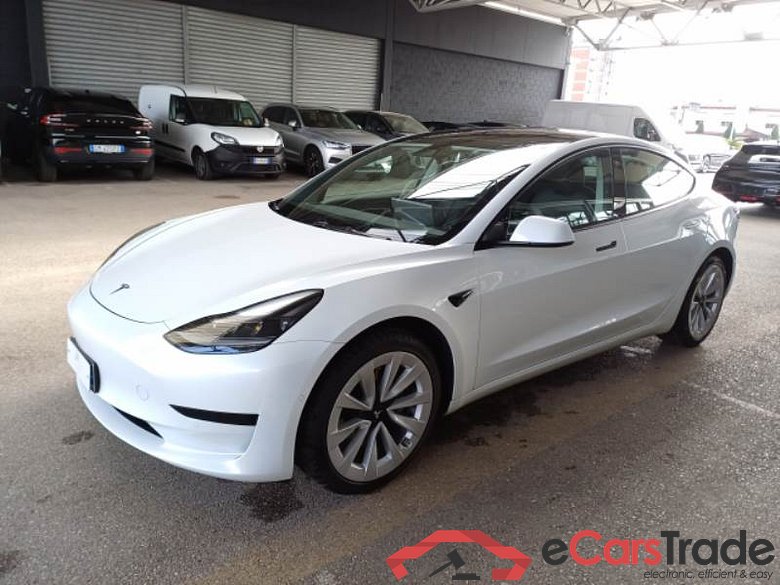 TESLA MODEL 3 / 2018 / 4P / BERLINA 50 KWH STANDARD PLUS RWD
