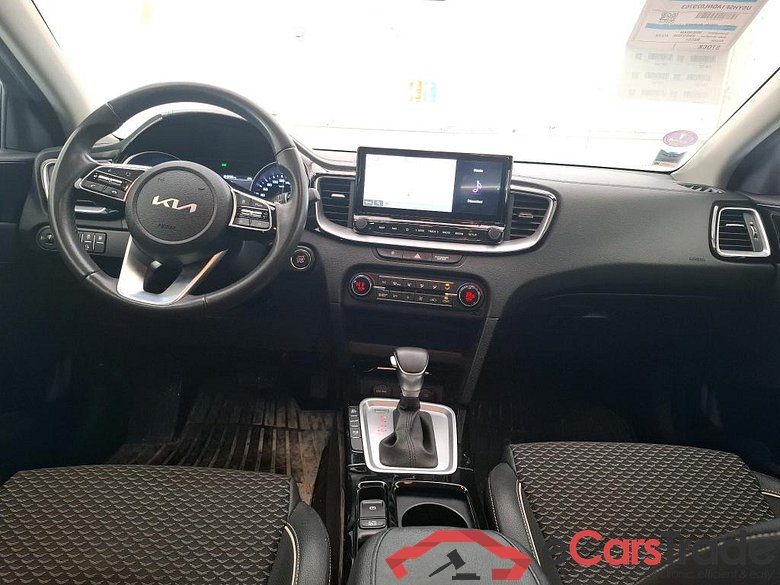 KIA XCeed / 2019 / 5P / Crossover 1.6 GDI ISG ISG PHEV ACTIVE BUS DCT6 #5