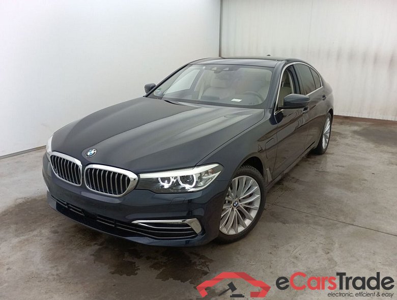 BMW 530e xDrive 184 iPerformance Plug-In Hybrid OPF 4d #1