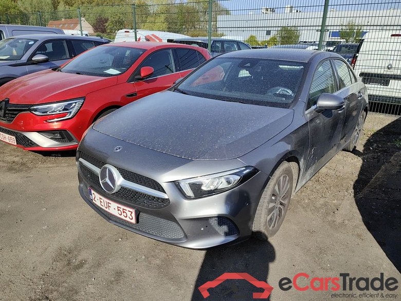 Mercedes-Benz A-Klasse Limousine A 180 d DCT Business Solution 4d !! technical issues !! #1