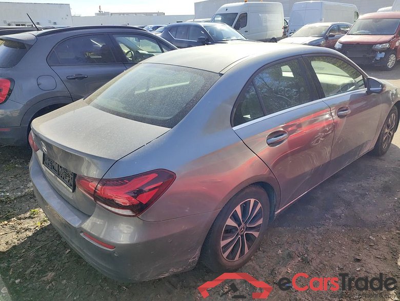 Mercedes-Benz A-Klasse Limousine A 180 d DCT Business Solution 4d !! technical issues !! #2