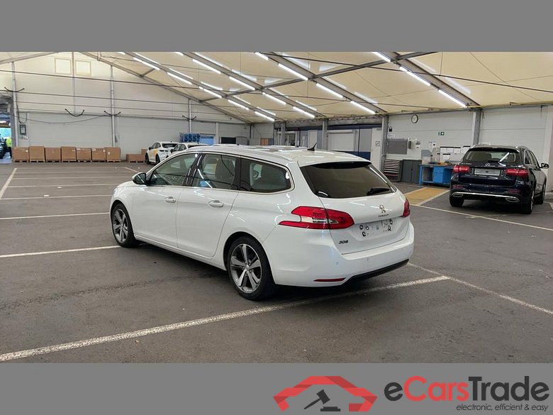 PEUGEOT 308 SW SW 1.2 Turbo MHEV Allure #3