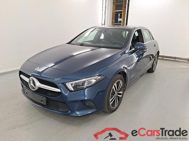 MERCEDES-BENZ A-CLASS 1.3 A 250 E DCT BUSINESS SOLUTION