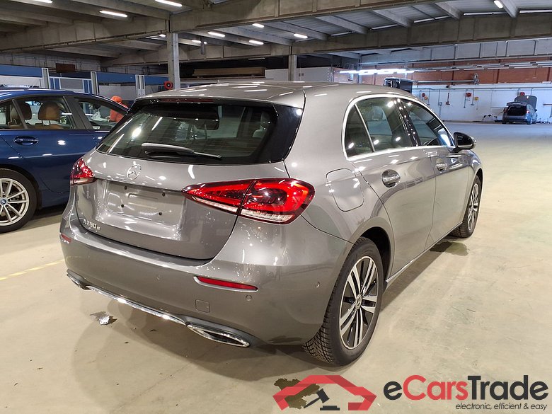 MERCEDES-BENZ CLASS A (W177) A 250 e PHEV Business Solution #4