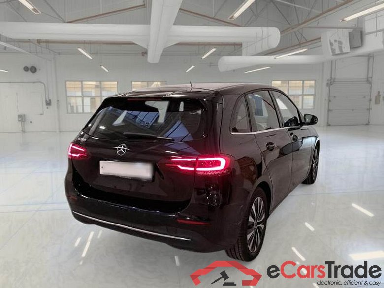 MERCEDES-BENZ CLASSE B / 2018 / 5P / MONOVOLUME B 180 AUTOMATIC BUSINESS EXTRA #2