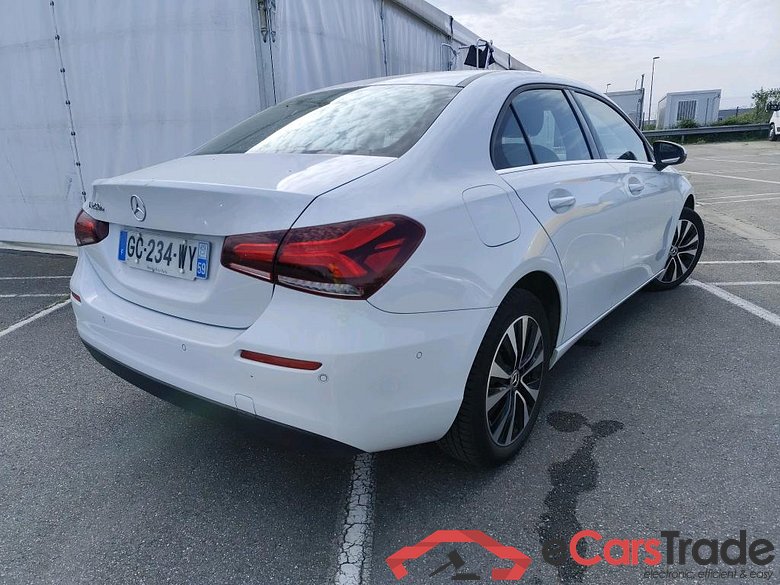 MERCEDES-BENZ Classe A Berline / 2018 / 4P / Berline A 250 e Business Line 8G-DCT #3