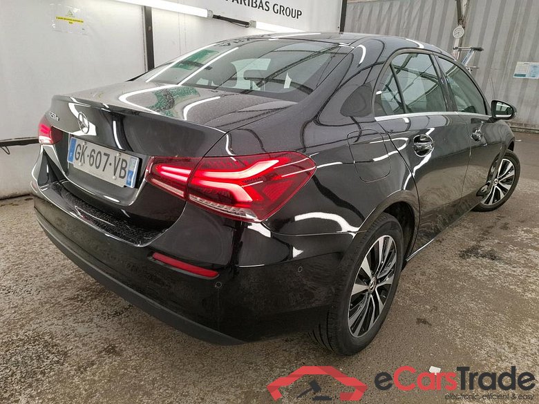 MERCEDES-BENZ Classe A Berline 2018 4P Berline A 250 e Business Line 8GDCT #3