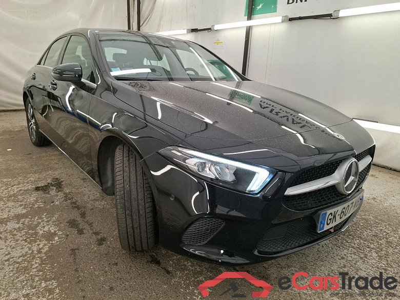MERCEDES-BENZ Classe A Berline 2018 4P Berline A 250 e Business Line 8GDCT #4