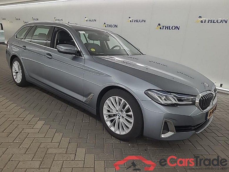 BMW 5-serie Touring 530dA xDrive Business Edition Plus 5D 210kW #2