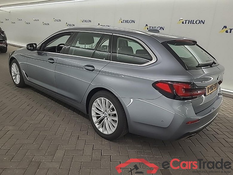 BMW 5-serie Touring 530dA xDrive Business Edition Plus 5D 210kW #4