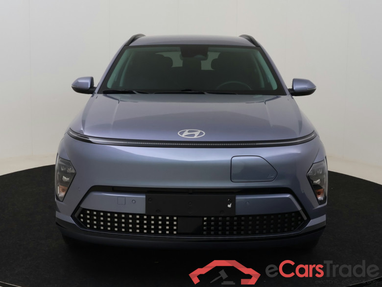 Hyundai Kona Feel 48kWh 152 hp #2