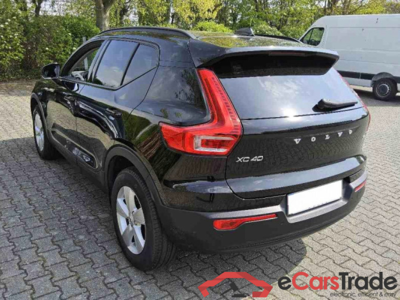 Volvo XC40 (2017->) DE - SUV5 T3 2WD EU6d, Momentum Core, 2020 - 2022 #4