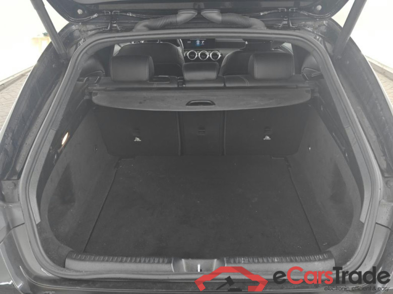 MERCEDES-BENZ CLA Shooting Brake CLA 180 DCT Business Line 5D 100kW #5