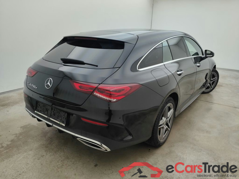 Mercedes-Benz CLA Shooting Brake CLA 250 e AMG Line 5d #2