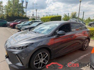 MG MG4 Luxury 64 kWh 204 hp #1