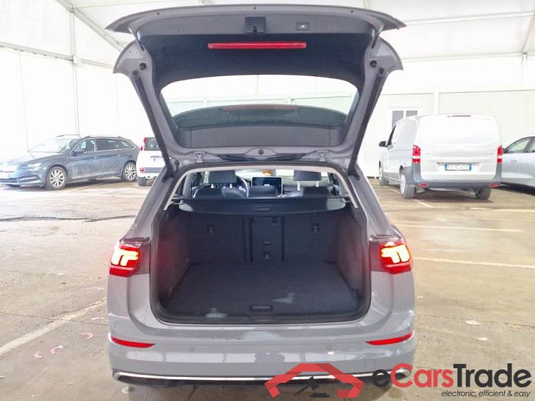 VOLKSWAGEN GOLF VARIANT / 2024 / 5P / STATION WAGON 2.0 TDI SCR STYLE DSG #5