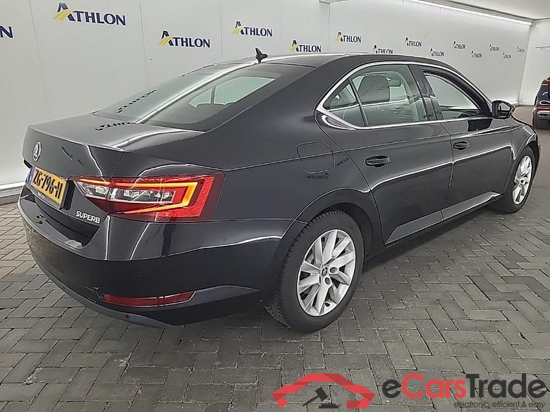 SKODA Superb 1.5 TSI Greentech ACT DSG-7 Ambition Bus 5D  Uitl. #3
