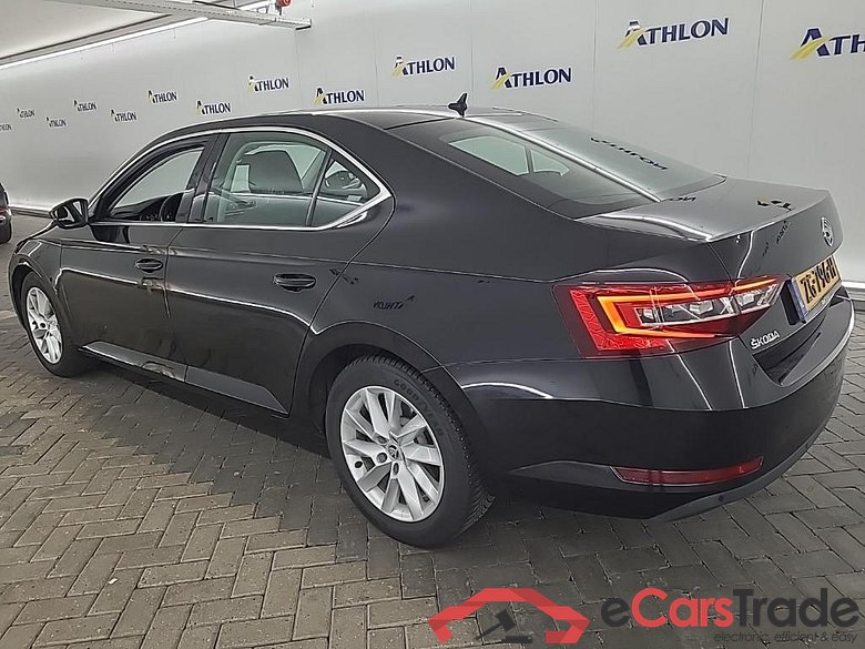 SKODA Superb 1.5 TSI Greentech ACT DSG-7 Ambition Bus 5D  Uitl. #4