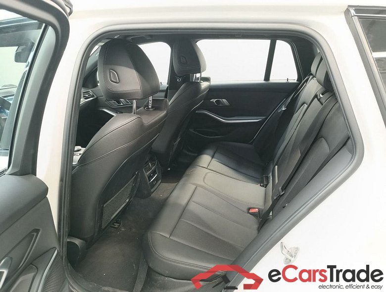 BMW 3 Reeks Touring 320e (150 kW) 5d #3
