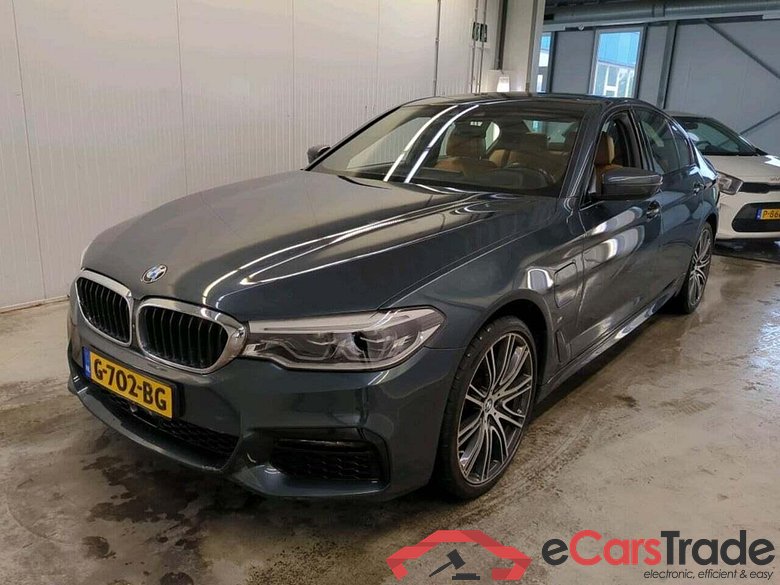 BMW 5-serie 530e iPerf High Exe #1