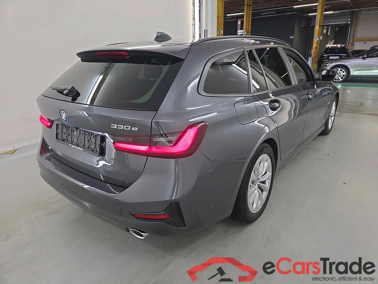 BMW 3 TOURING - 2019 330eA PHEV #4