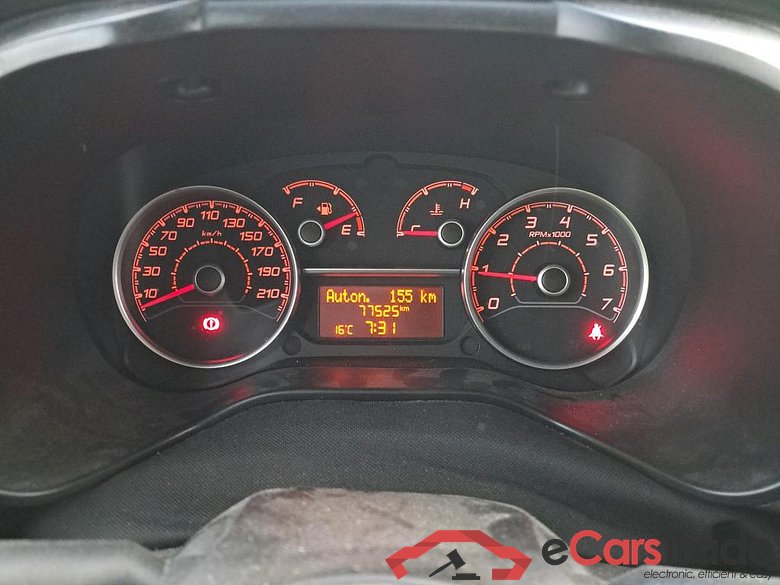 FIAT Doblò Cargo/2015/3P/furgón derivado de turismo Cargo Base 1.6 Mjet 66kW (90CV) #4