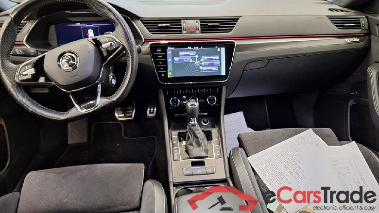 Superb Combi SportLine 2.0 TDI 110KW AT7 E6dT #3