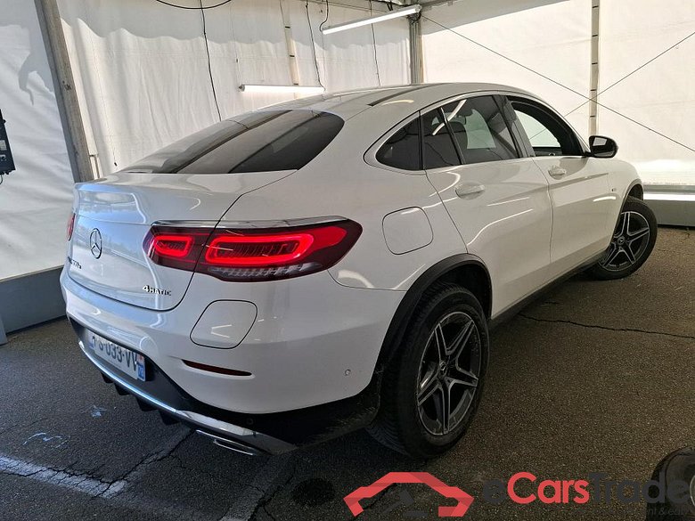 MERCEDES-BENZ GLC Coupe / 2019 / 5P / Coupé GLC 300 e AMG Line 4Matic #3