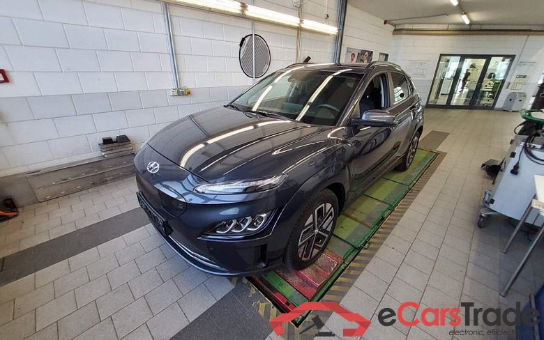 Hyundai Kona (OS)(2017->) DE - SUV5 Elektro, 2WD, (Facelift) 2021 - 2023
