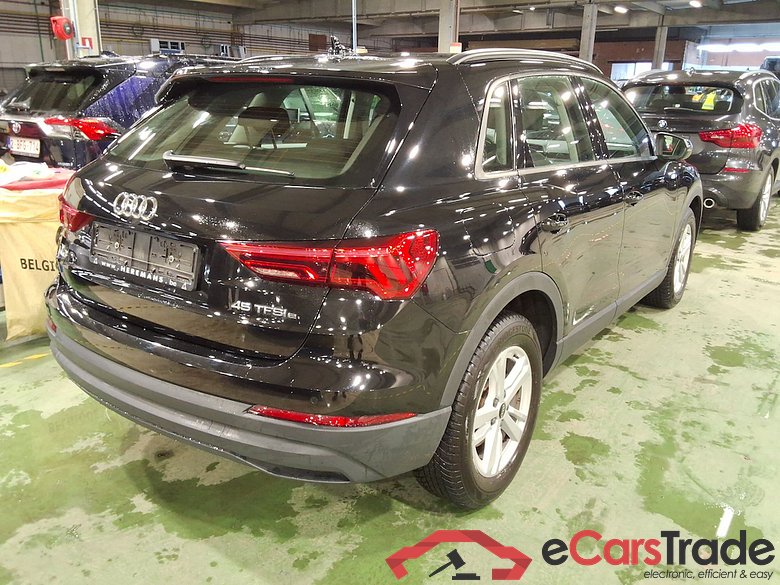 AUDI Q3 1.4 45 TFSI E S TRONIC #2