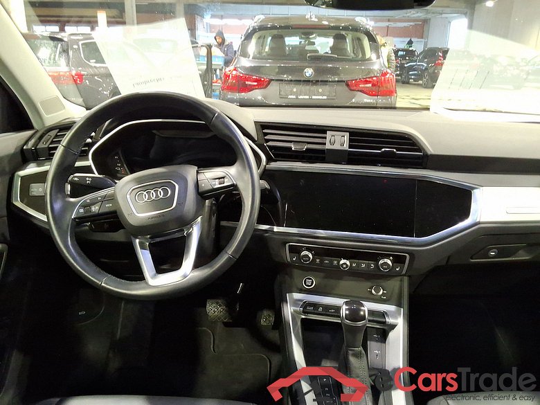 AUDI Q3 1.4 45 TFSI E S TRONIC #6