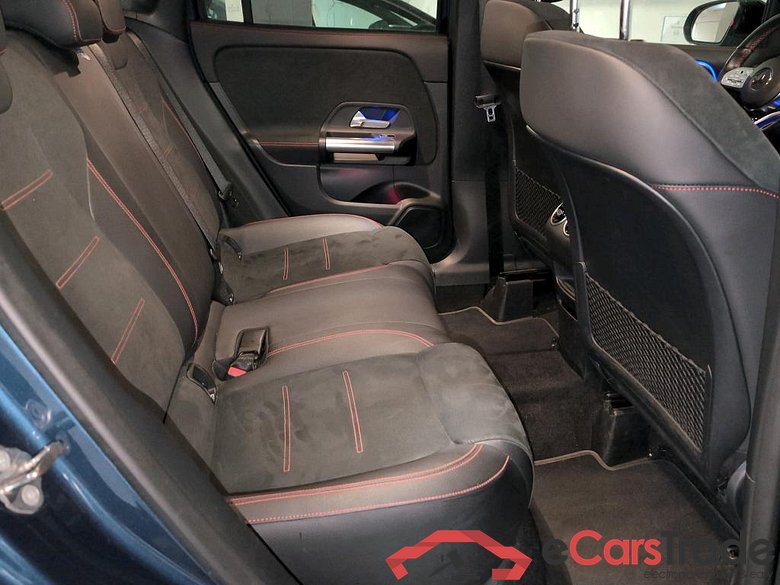 MERCEDES-BENZ GLA 1.3 GLA 250 E DCT AMG LINE #6
