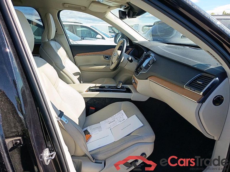 VOLVO XC90 / 2019 / 5P / todoterreno 2.0 B5 D AWD Momentum Pro Auto #6