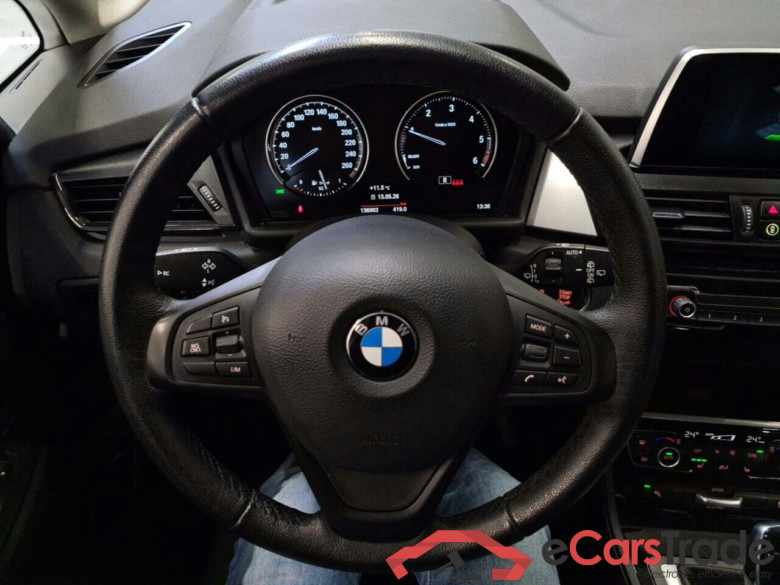BMW 216d Active Tourer Aut. LED-Xenon Navi Leather KeylessGo Klima PDC ... #6
